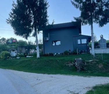 Una-Sana Canton House | Vikendica u prirodi na ranču