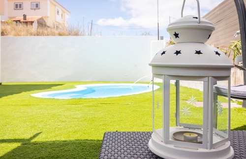 Las Palmas de Gran Canaria Villa | VILLA SAMPEREZ: + Pool + Garden + Barbecue + 5 Bedrooms + 3 Bathrooms + 12 Pax