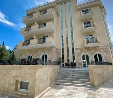 Kaluđerac Hotel | Vila Armenko