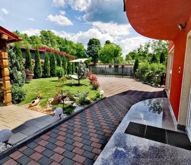 Borsa Villa | Vila Bijou