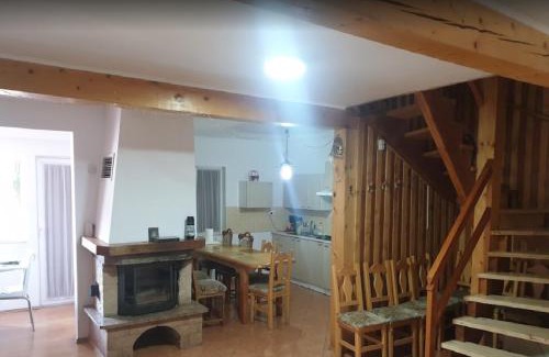 Vartop House | VILA DARIA