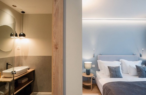 Ribnica Hotel | Vila De Casa