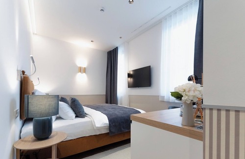 Ribnica Hotel | Vila De Casa