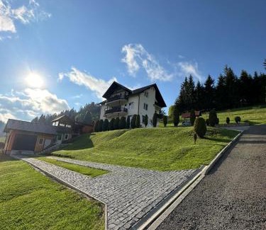 Fundata Villa | Vila Eduard
