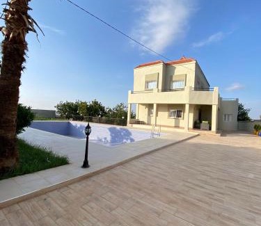 Ait Sebaa Lajrouf Villa | Vila Haja - Beautiful Farmhouse with a Private Pool!