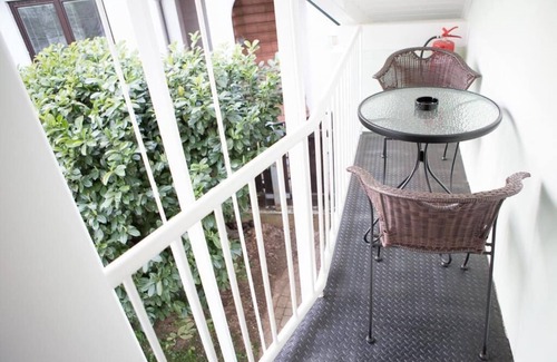 Lesce Apartment | Vila Lesce studio near Bled with heated outdoor pool