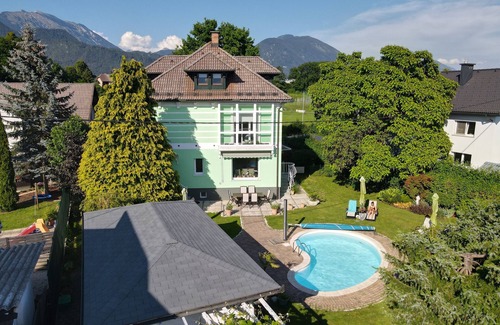 Lesce Apartment | Vila Lesce studio near Bled with heated outdoor pool