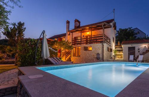 Risika House | Vila Marak