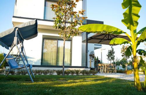 Mbrostar-Urë Villa | Vila Mario Narte