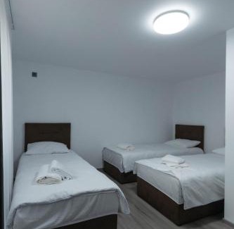 Galati House | Vila Mario