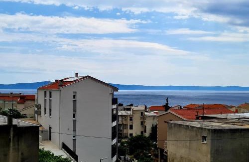 Tucepi Apartment | Vila Maslina Apartments mit Pool und Garten nahe am Strand