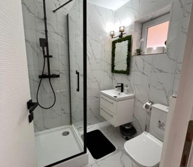 Sura Mica House | Vila Mirela