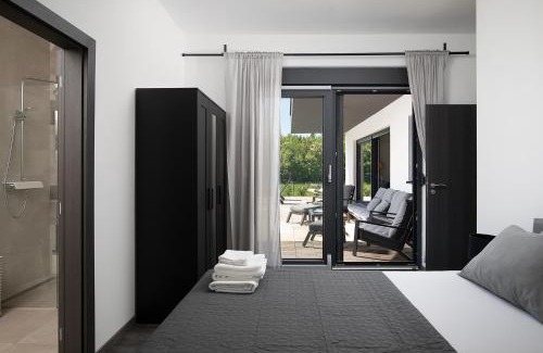 Divsici Villa | Vila Nora with heated pool