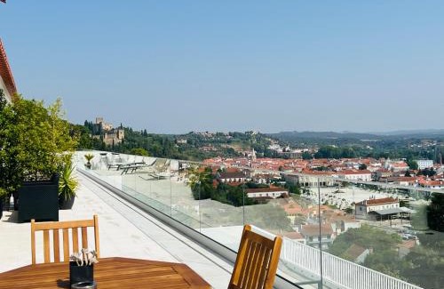 Tomar Apartment | Vila Pombal Tomar Apartments - Pool & City Views