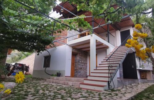 Elbasan County House | VILA RIRA - Rrajcë, Shebenik