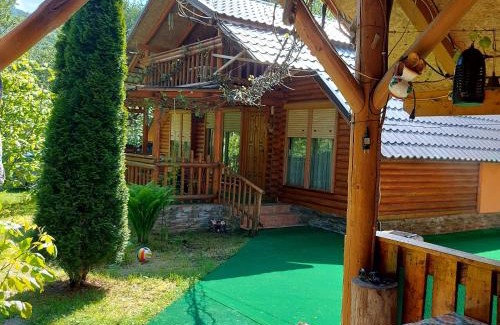Bosorod House | Vila Sara