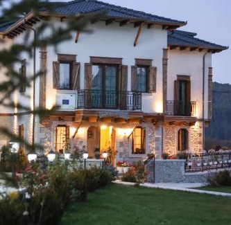 Moscopole Hotel | Vila Strugu