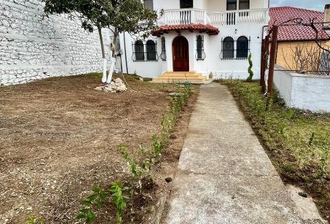 Kruje House | Vila Taga Guesthouse