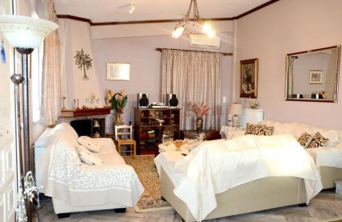 Karya Villa | VILA Zefi
