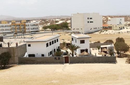 Sal Rei Apartment | Vilas na areia aparthotel