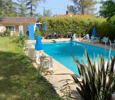 Saint-Maximin-la-Sainte-Baume Villa | Villa authentique à Saint-Maximin-la-Sainte-Baume avec piscine privée