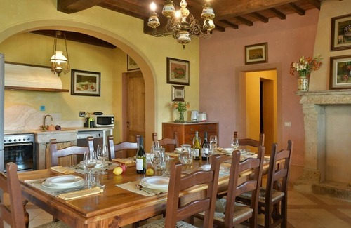 Bibbona Villa | Villa Etrusca with fenced heated pool