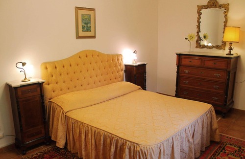 San Gregorio di Catania House | Villa San Bartolomeo - Yellow House