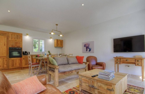 Poggio-di-Venaco House | Villa à la Montagne,piscine,domaine 20ha,rivière