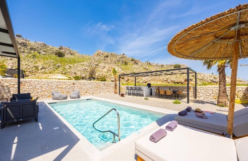 Kolymbia Villa | Villa 11 Satori - Two Bedroom Villa, Sleeps 4