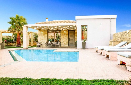 Nopigia Villa | Villa ∙ 2 bedrooms ∙ 4 guests
