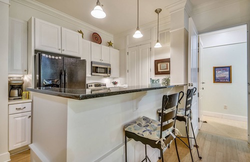 Melrose on the Beach Villa | Villa 2 BR 2 Bath - cart & Pool access included with booking!