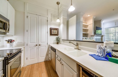 Melrose on the Beach Villa | Villa 2 BR 2 Bath - cart & Pool access included with booking!