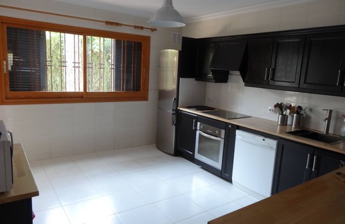 Benicassim Villa | VILLA 200 M FROM THE BEACH and 5 minutes walk from the VILLAGE