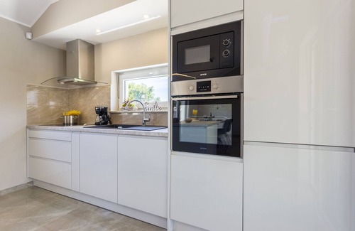 Belavici Villa | Villa 2062/32427 (Istria - Belavići), 6000m from the beach