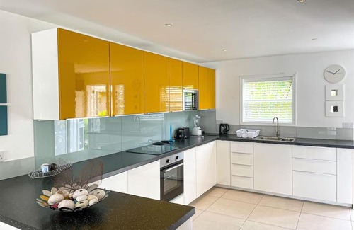 Jolly Harbour Apartment | Villa 238A Jolly Harbour