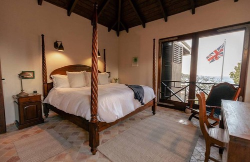 Other Islands Villa | Villa ∙ 3 bedrooms ∙ 6 guests