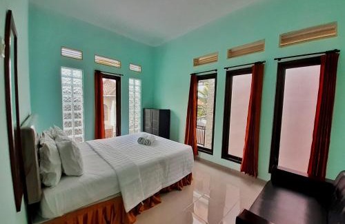 Ngaglik Villa | Villa 3 Bedroom Edelweis No. 7 near Museum Angkut