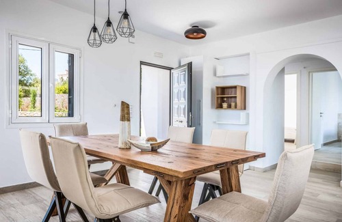 Leivathos Villa | Villa ∙ 3 bedrooms ∙ 6 guests
