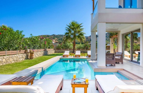 Nopigia Villa | Villa ∙ 3 bedrooms ∙ 6 guests