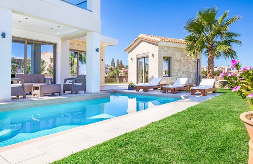Nopigia Villa | Villa ∙ 3 bedrooms ∙ 6 guests