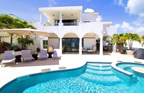 Maho Villa | Villa ∙ 3 bedrooms ∙ 6 guests