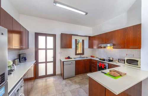 Pegeia Villa | Villa ∙ 3 bedrooms ∙ 6 guests
