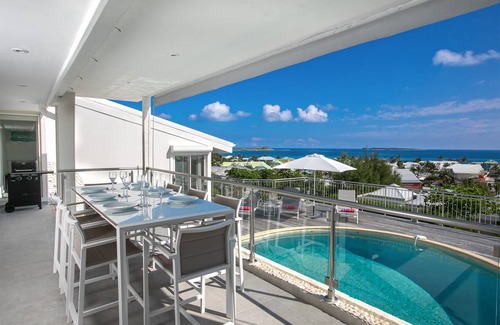 Orient Bay Villa | Villa ∙ 3 bedrooms ∙ 6 guests