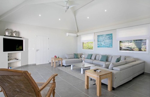 Orient Bay Villa | Villa ∙ 3 bedrooms ∙ 6 guests