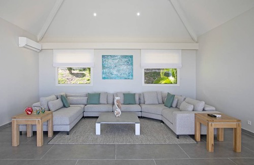 Orient Bay Villa | Villa ∙ 3 bedrooms ∙ 6 guests
