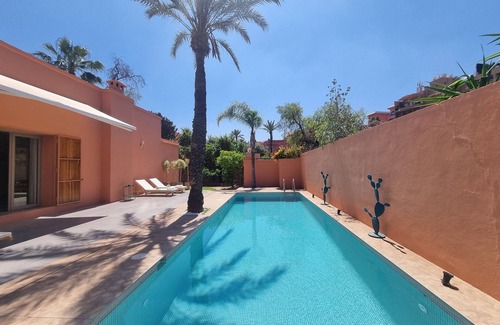 Semlalia Villa | Villa 3 Suites Avec Piscine au Coeur de la Ville!