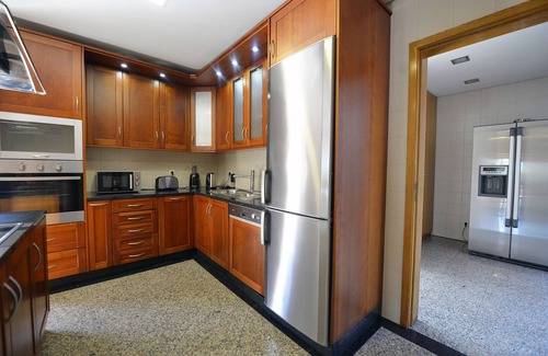 Barcelos Villa | Villa 320 Holiday Villa w/Pool, Jacuzzi and Tennis