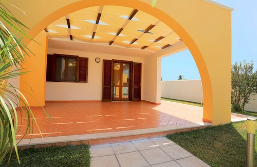 Torre Saracena Villa | Villa 4/6 places with garden in complete relaxation close to the services and beach