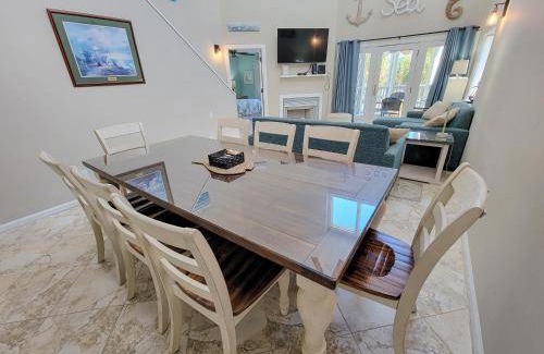 Arcadian Shores Villa | Villa ∙ 4 bedrooms ∙ 10 guests