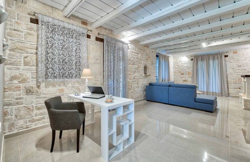 Alykes Villa | Villa ∙ 4 bedrooms ∙ 8 guests